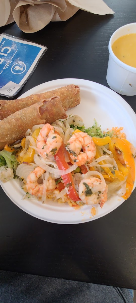 Red Jacket Dining Hall Photo 8