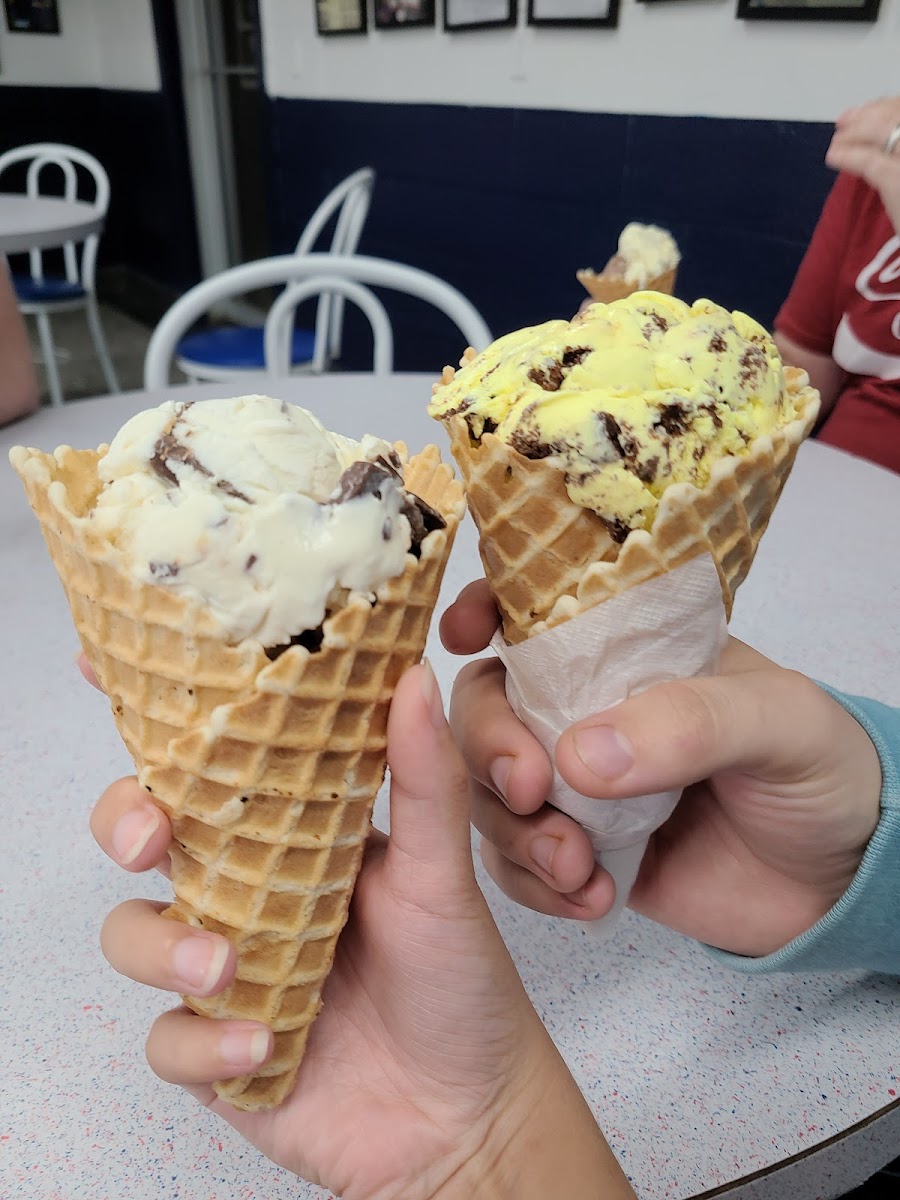 Avondale Dairy Bar Photo 5