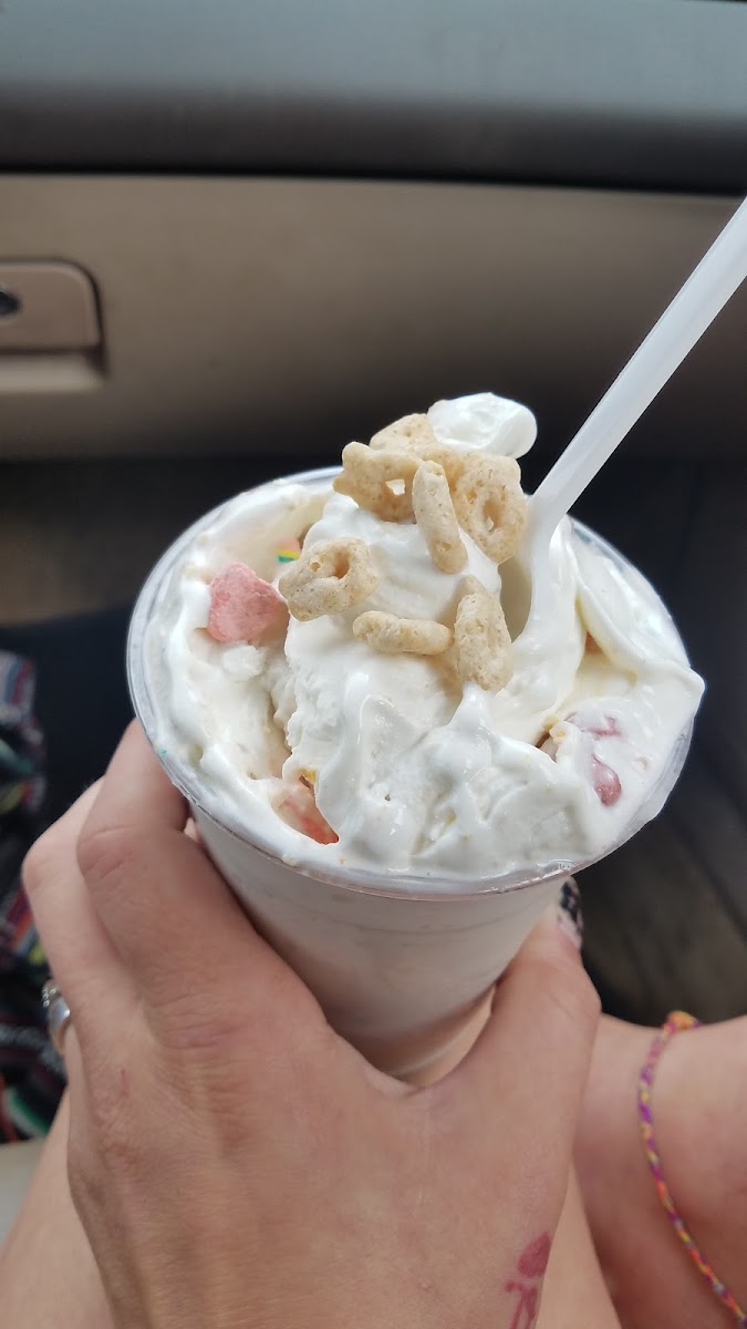 Ice Cream Cottage Photo 6