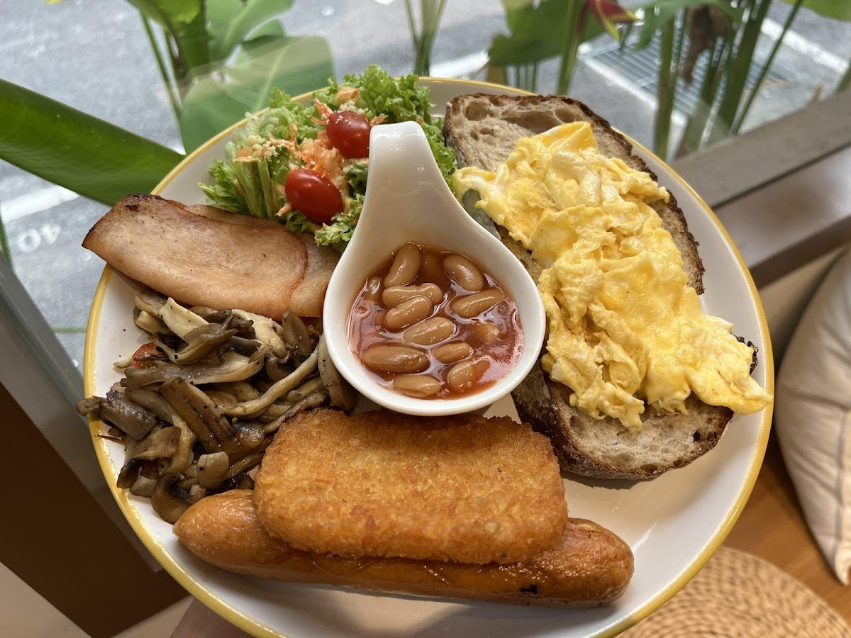 The Ninth Cafe Photo 3