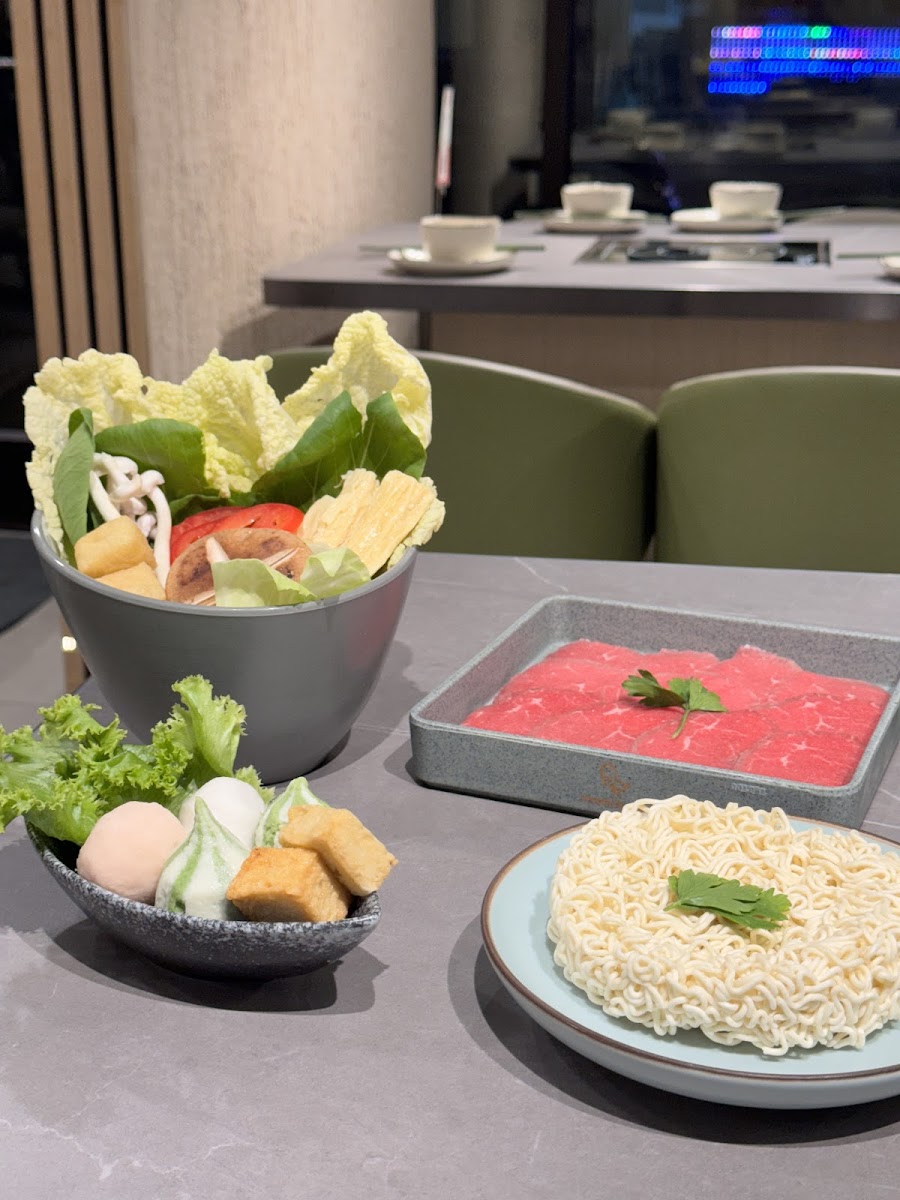 Umami Seasons Hotpot Photo 8