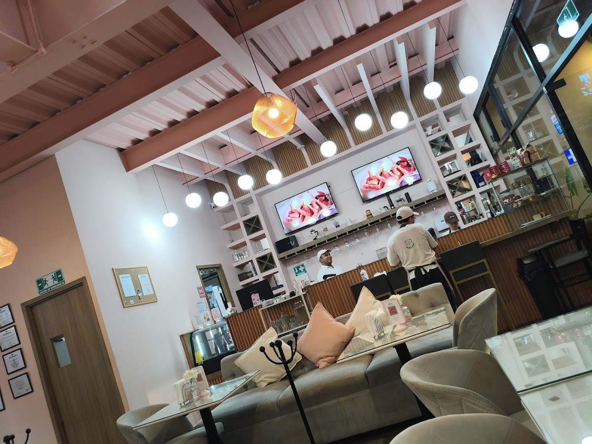 KERY CAFÉ Photo 3