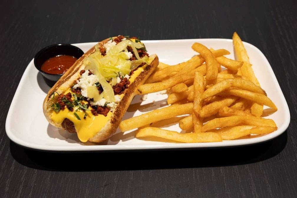 The Fusion Bar & Grill Photo 4