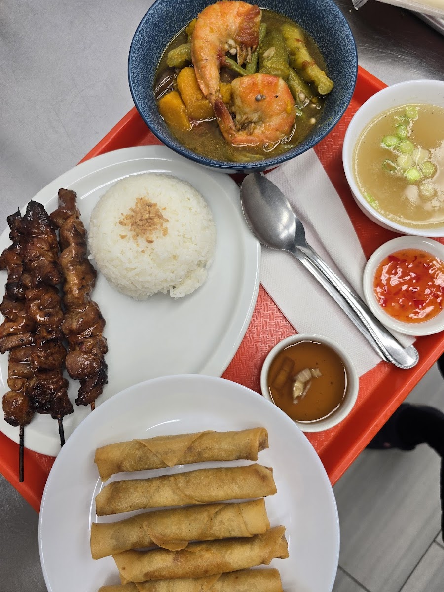 FOODHUB FAMILY RESTAURANT Photo 8