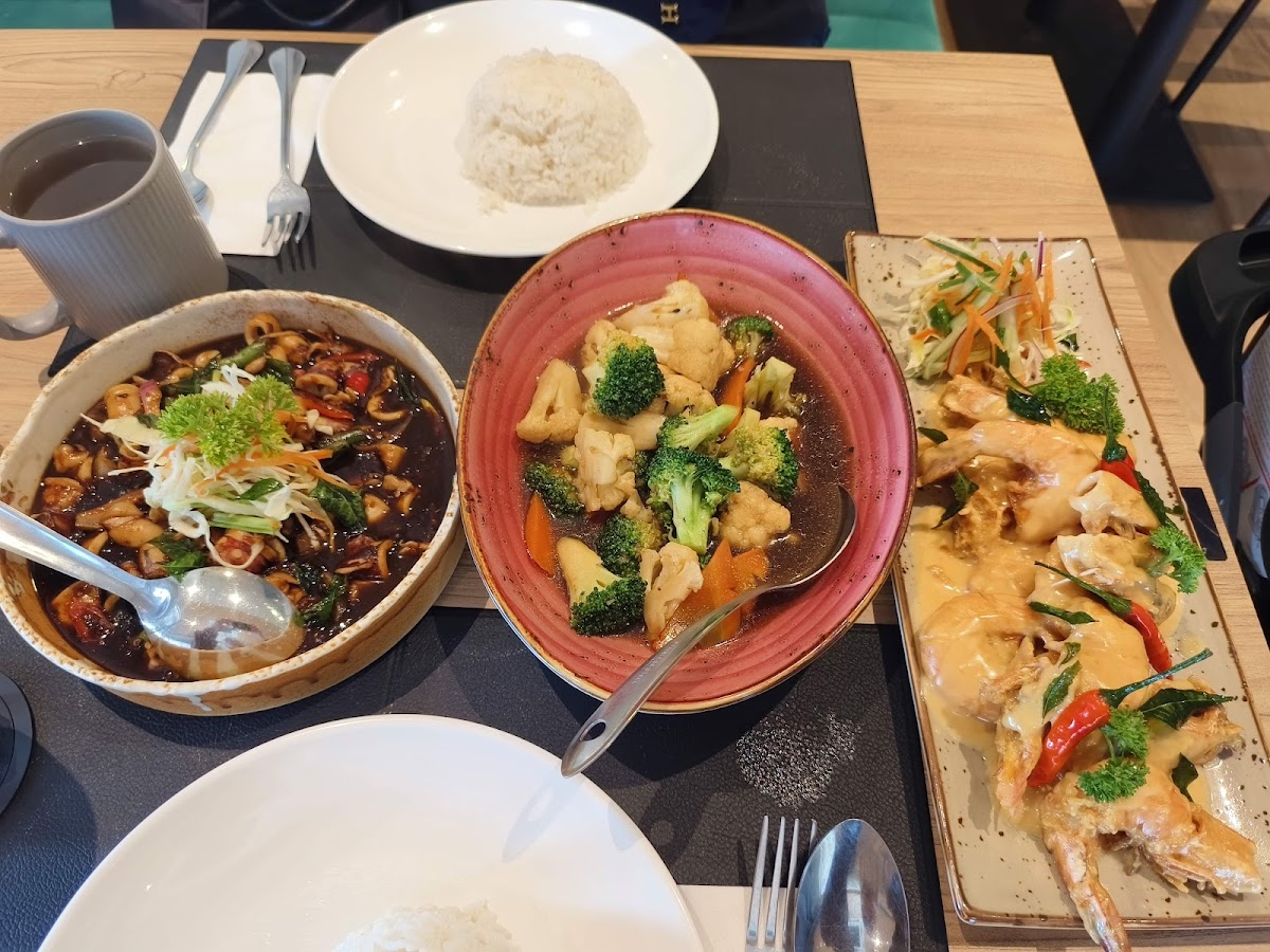 Bunga Bintang Restaurant Photo 4