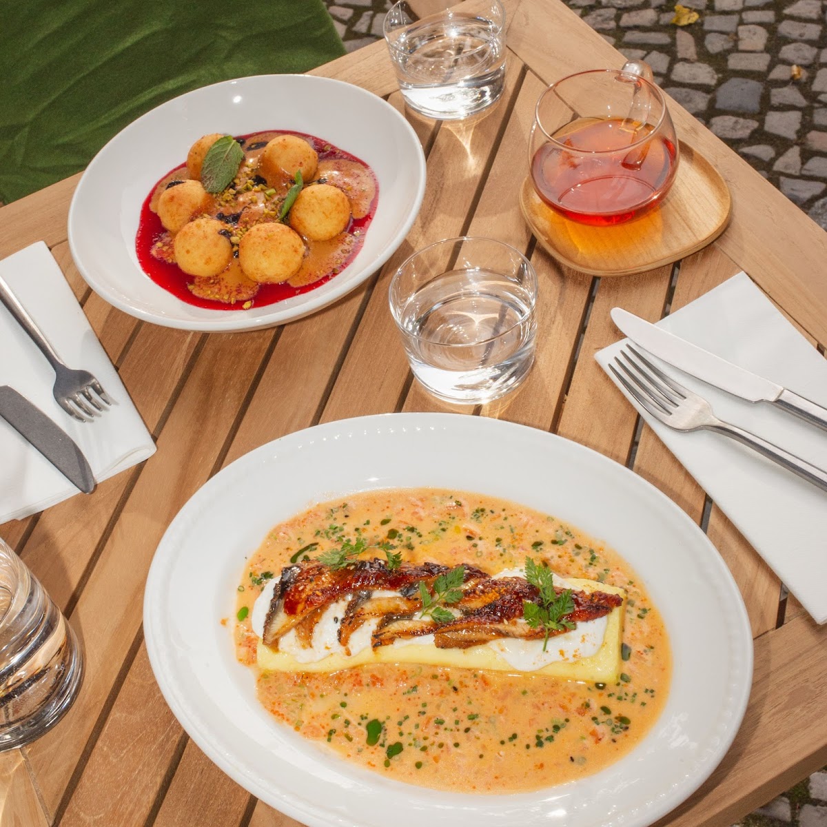 JÓMO Restaurant Photo 4