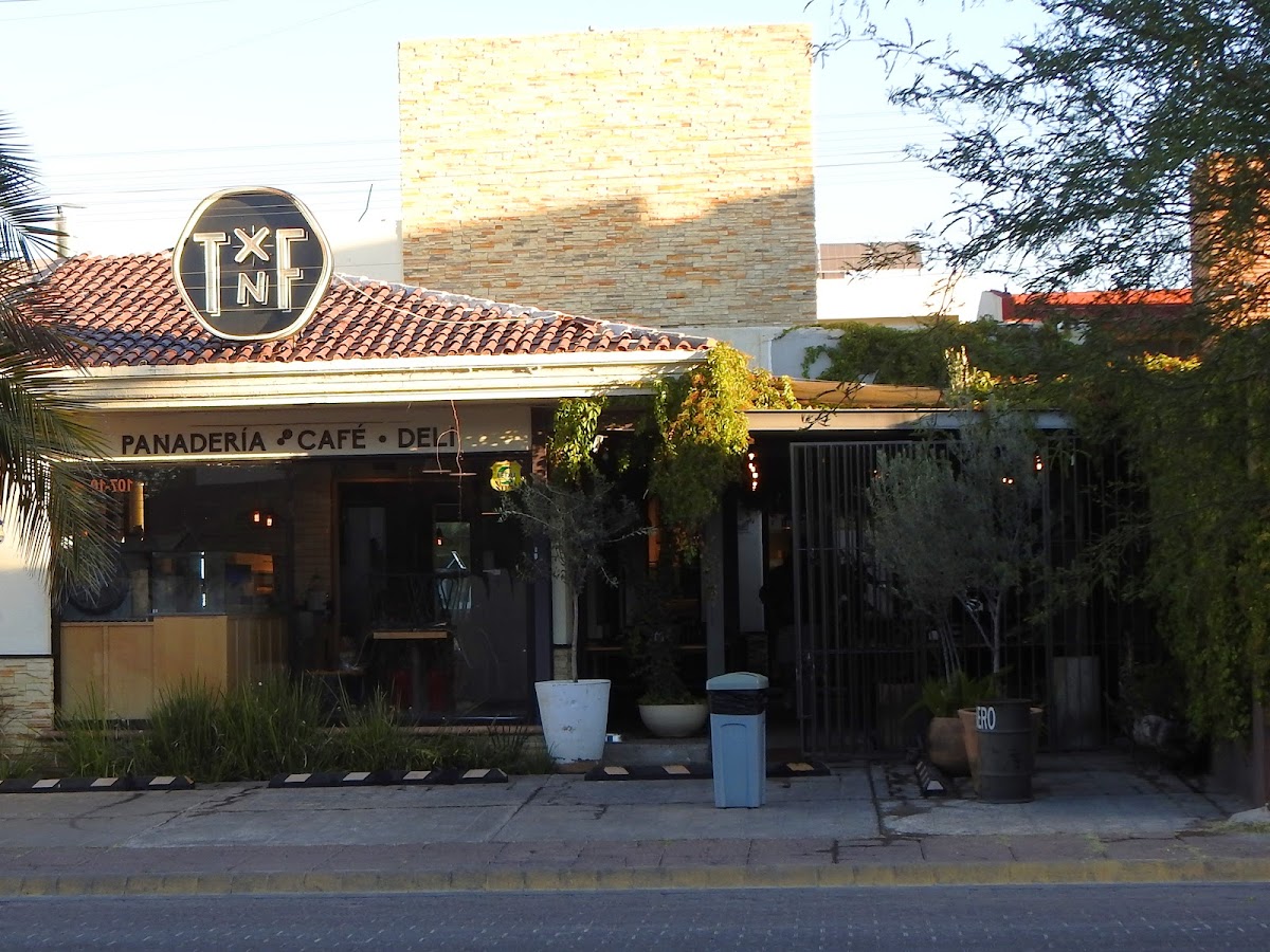 Tuesdays and Fridays Bosques