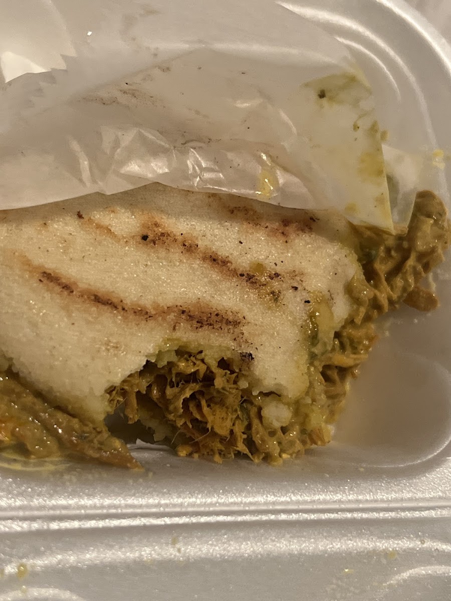 La mia arepa and burger Photo 10