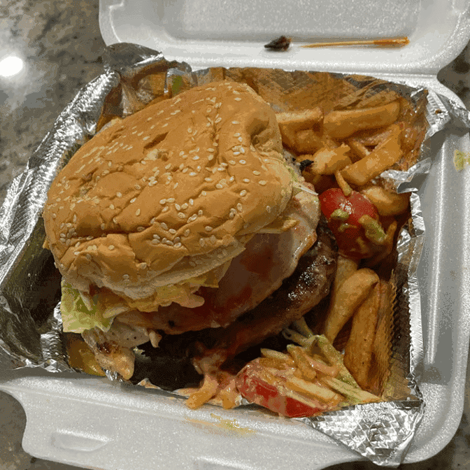 La mia arepa and burger Photo 3