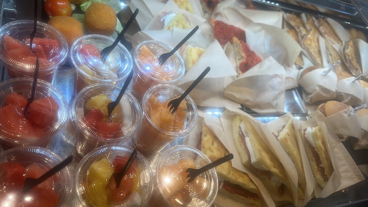 MòVado Food & Drink Photo 2