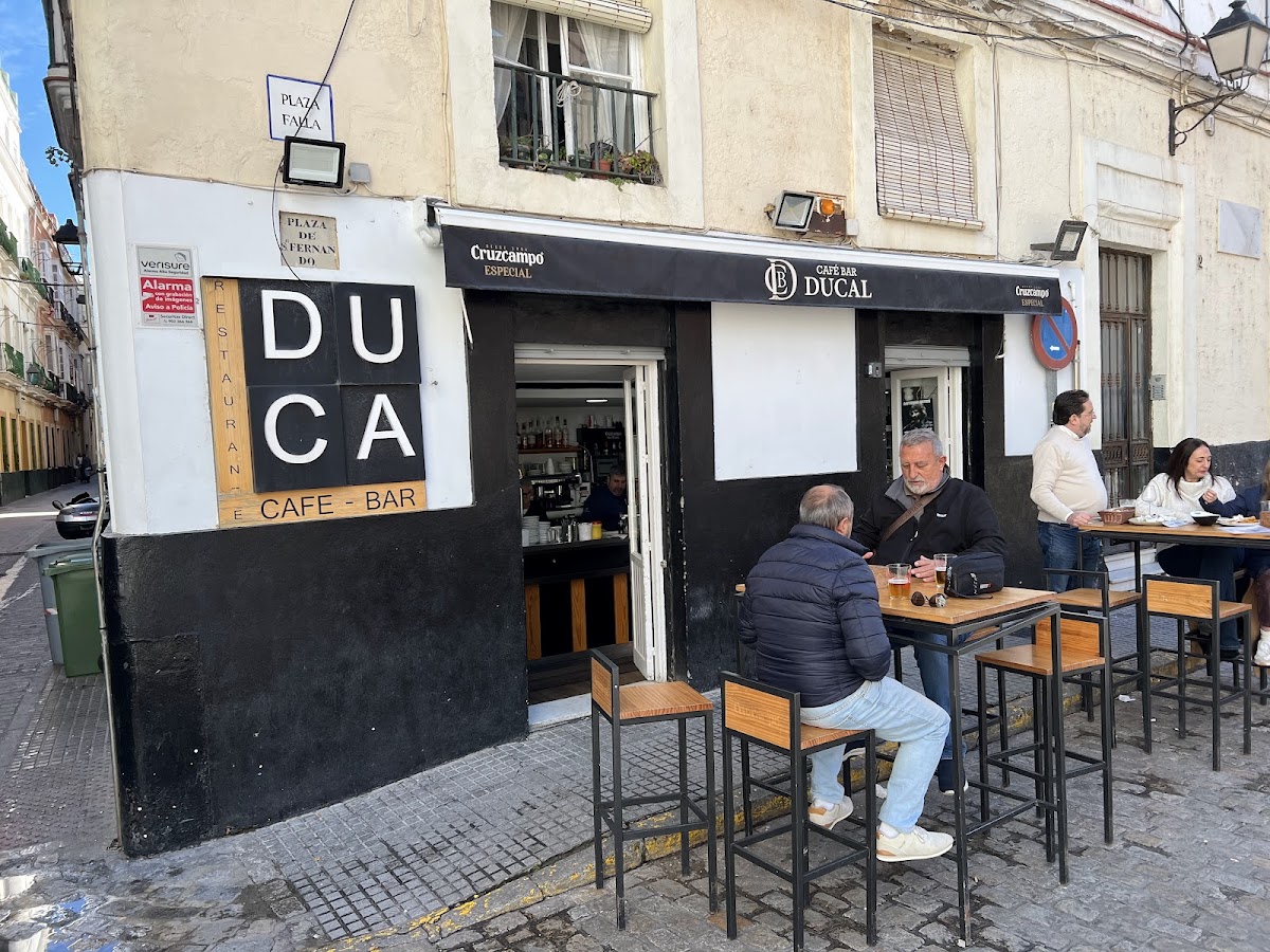 DUCA Restaurant / Bar / Coffee Shop