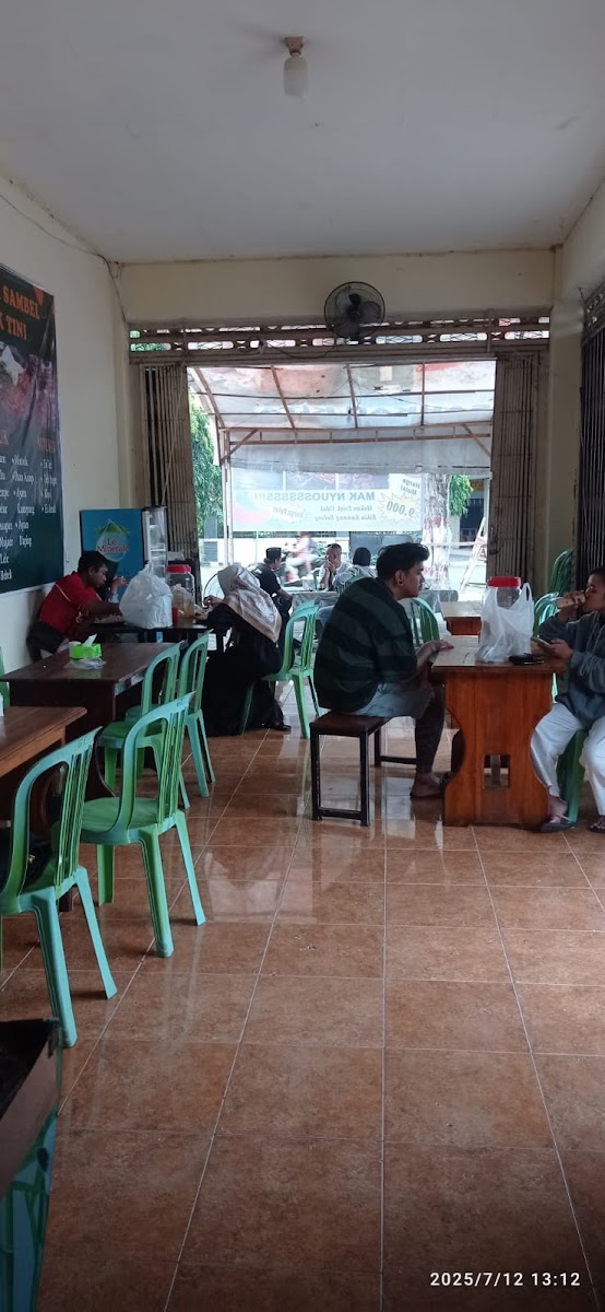 Rumah Sambel Yuk Tini Photo 6