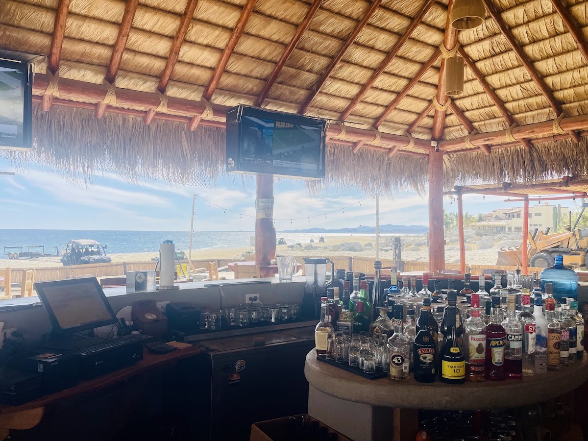 Dodo's Beach Club