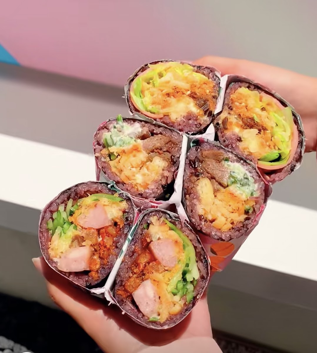 Taiwan Rice Roll 台湾紫米饭团 - Uptown Damansara Photo 8