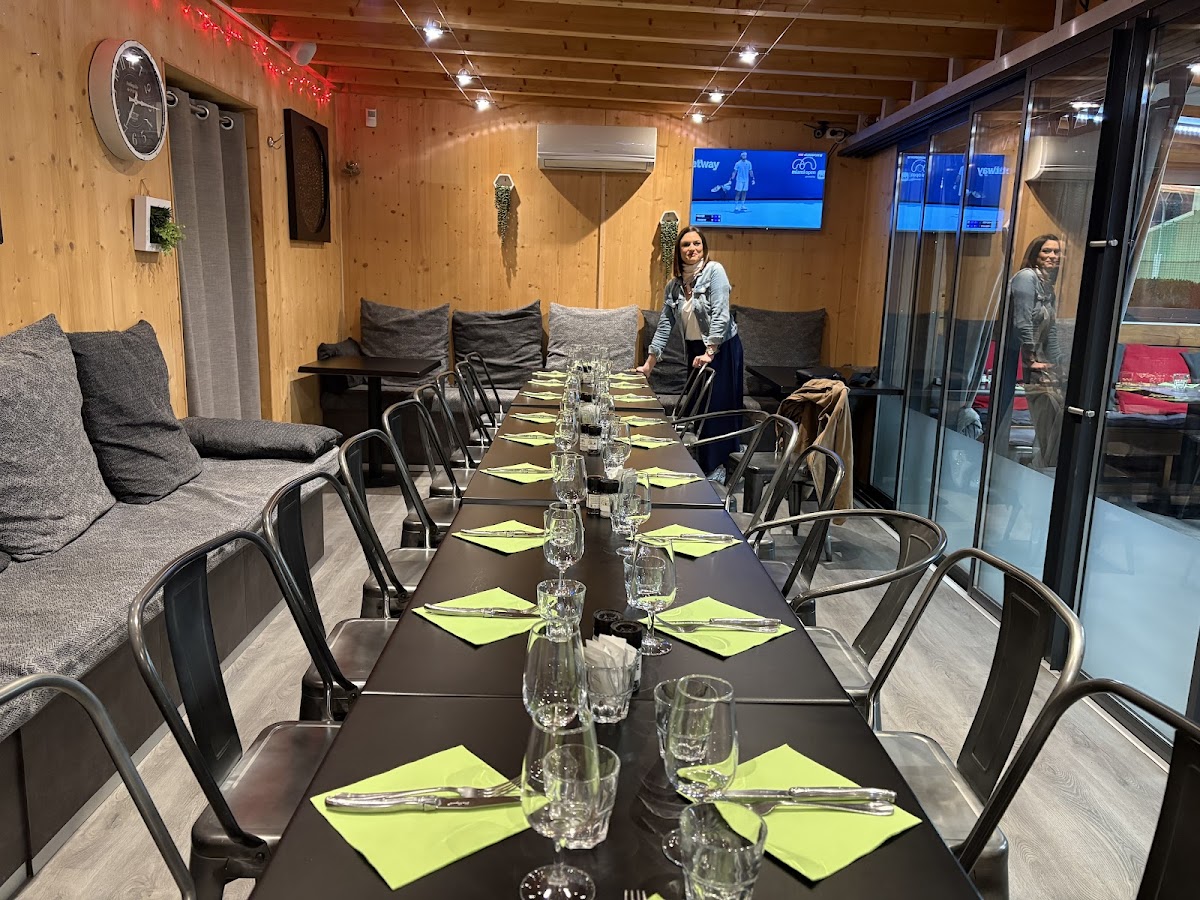 Le Set : brasserie et restaurant Photo 4