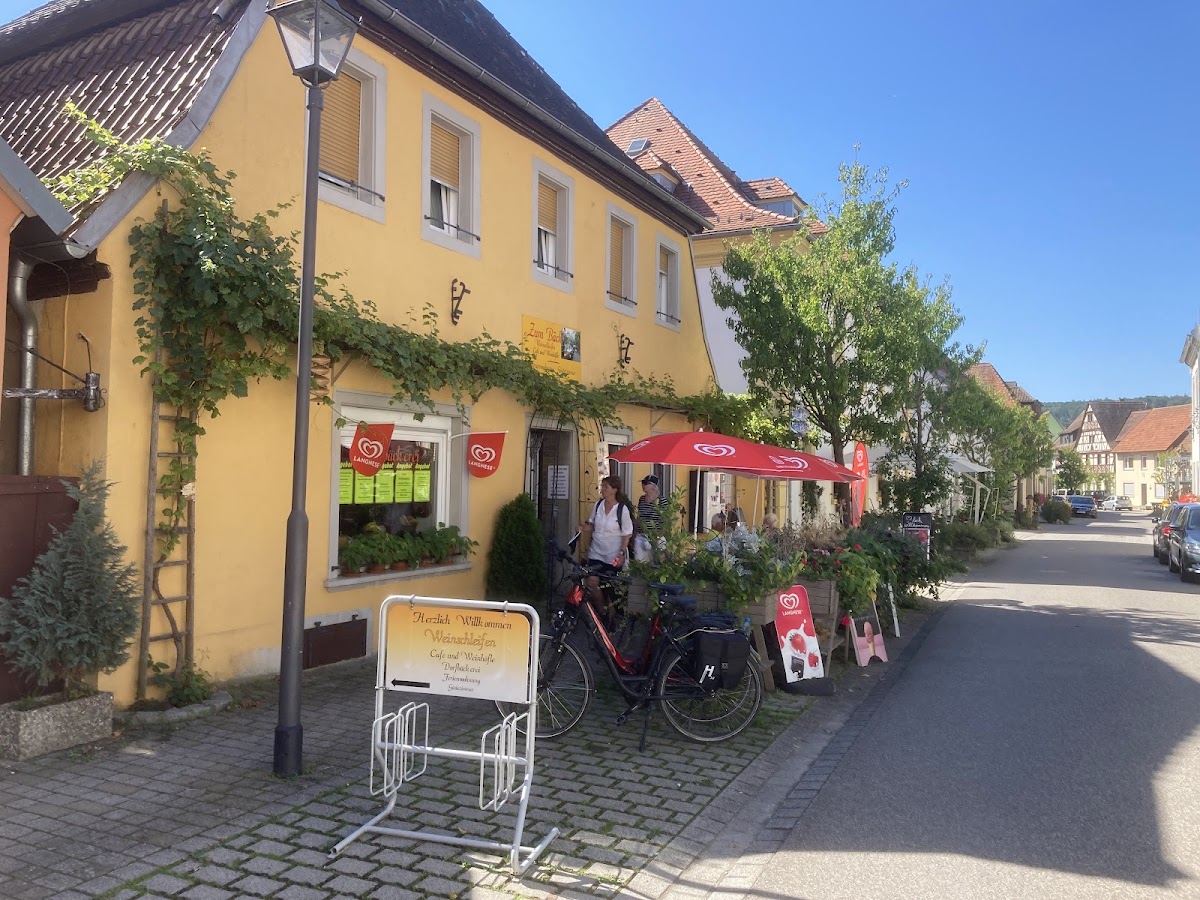 Dorfbäckerei Dorfcafe Dorfweinhöfle Photo 3