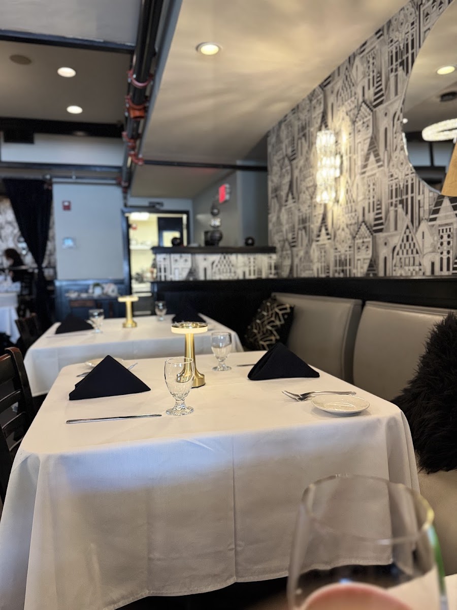 Angelo's Steak House Photo 3