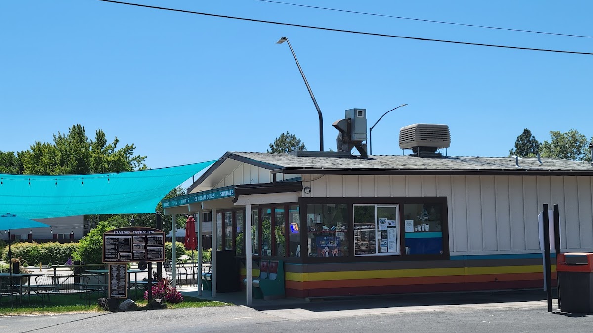 Viking Drive In Photo 4