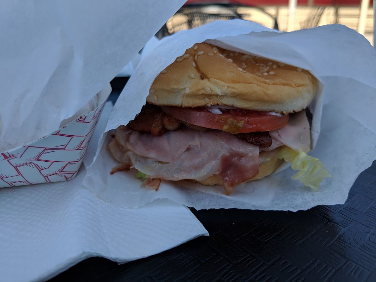 Viking Drive In Photo 7