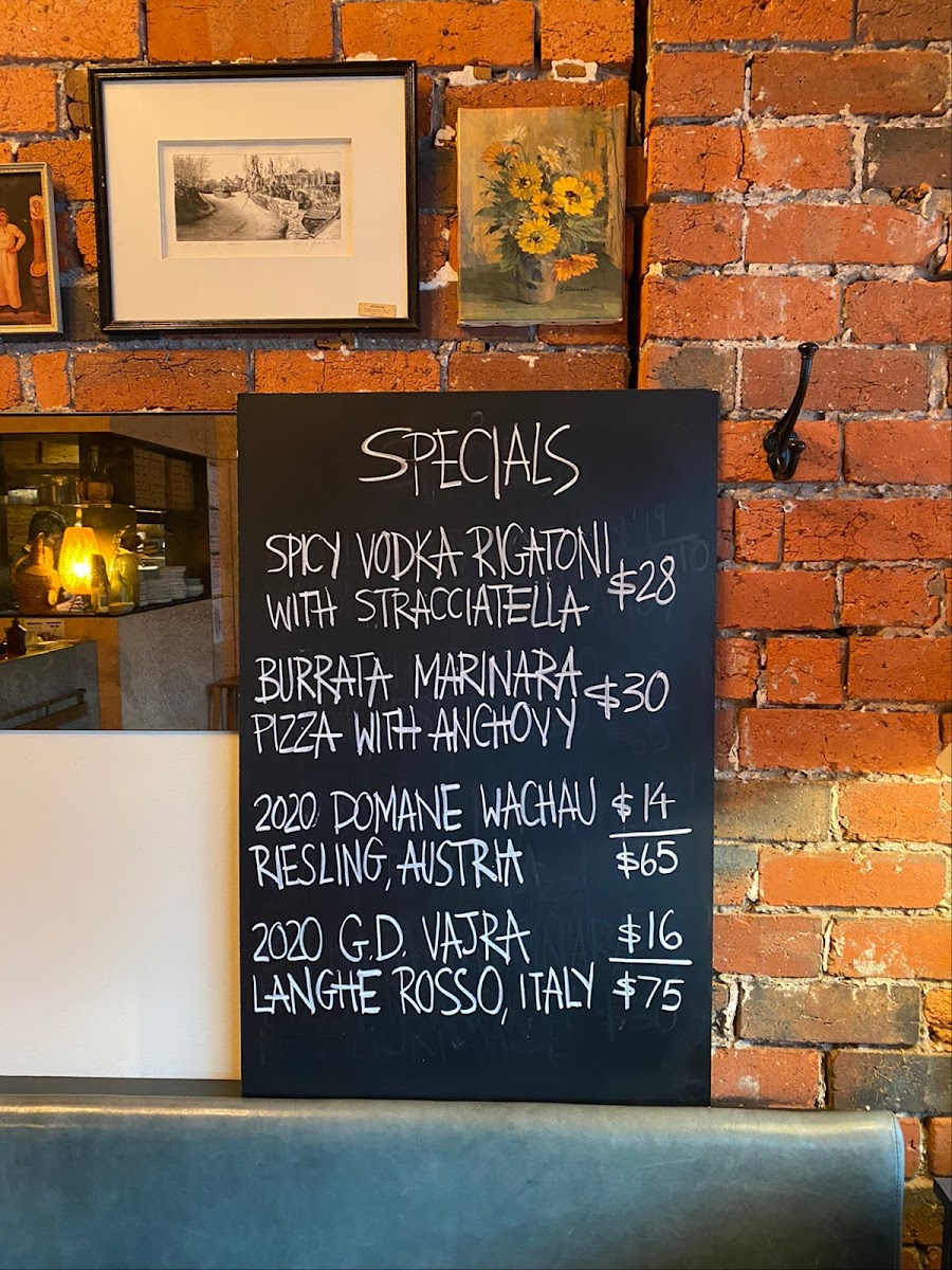 Neighbourhood Pizza Photo Menu 4