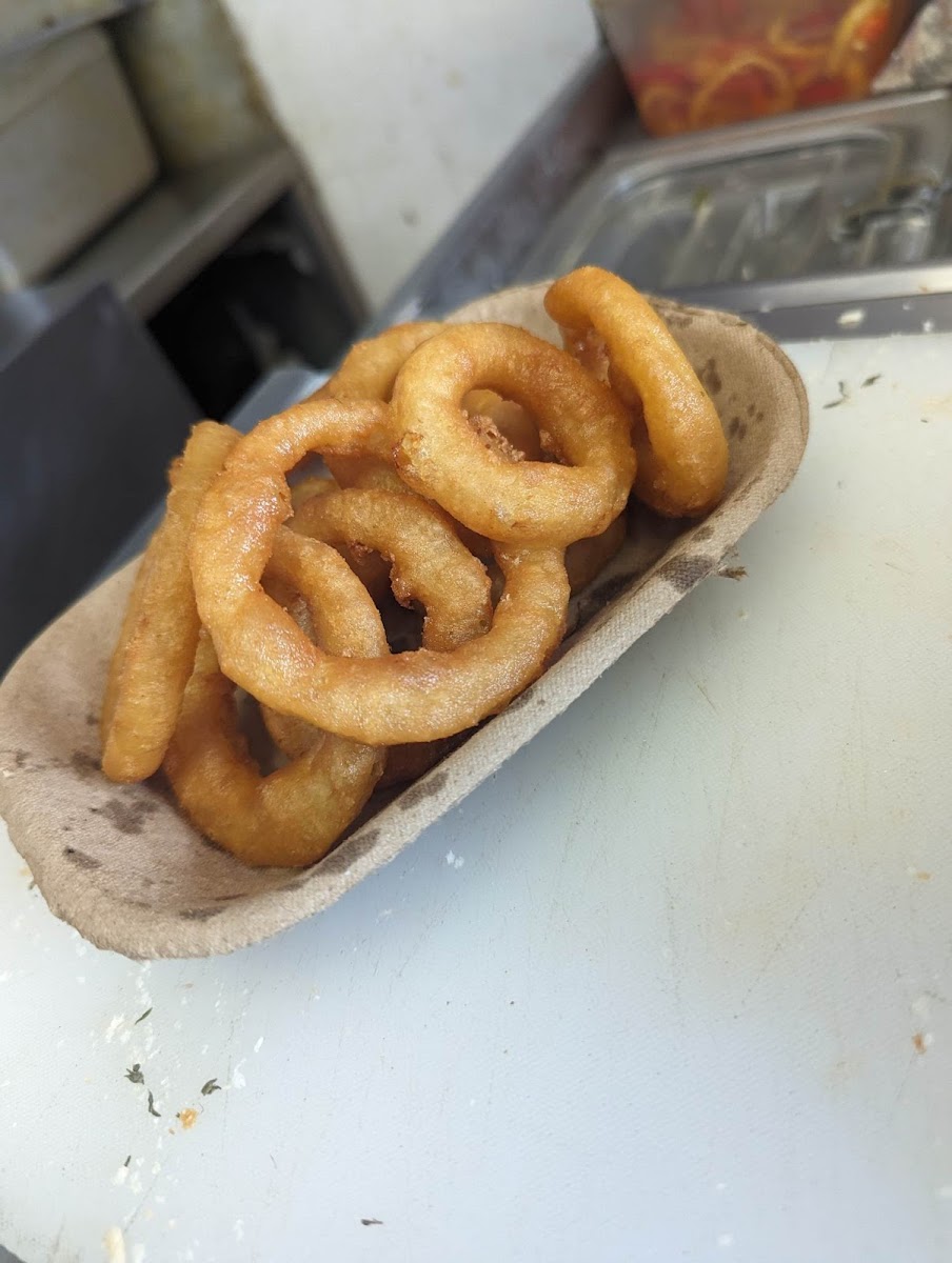 Domenic's Chip Truck Photo 6