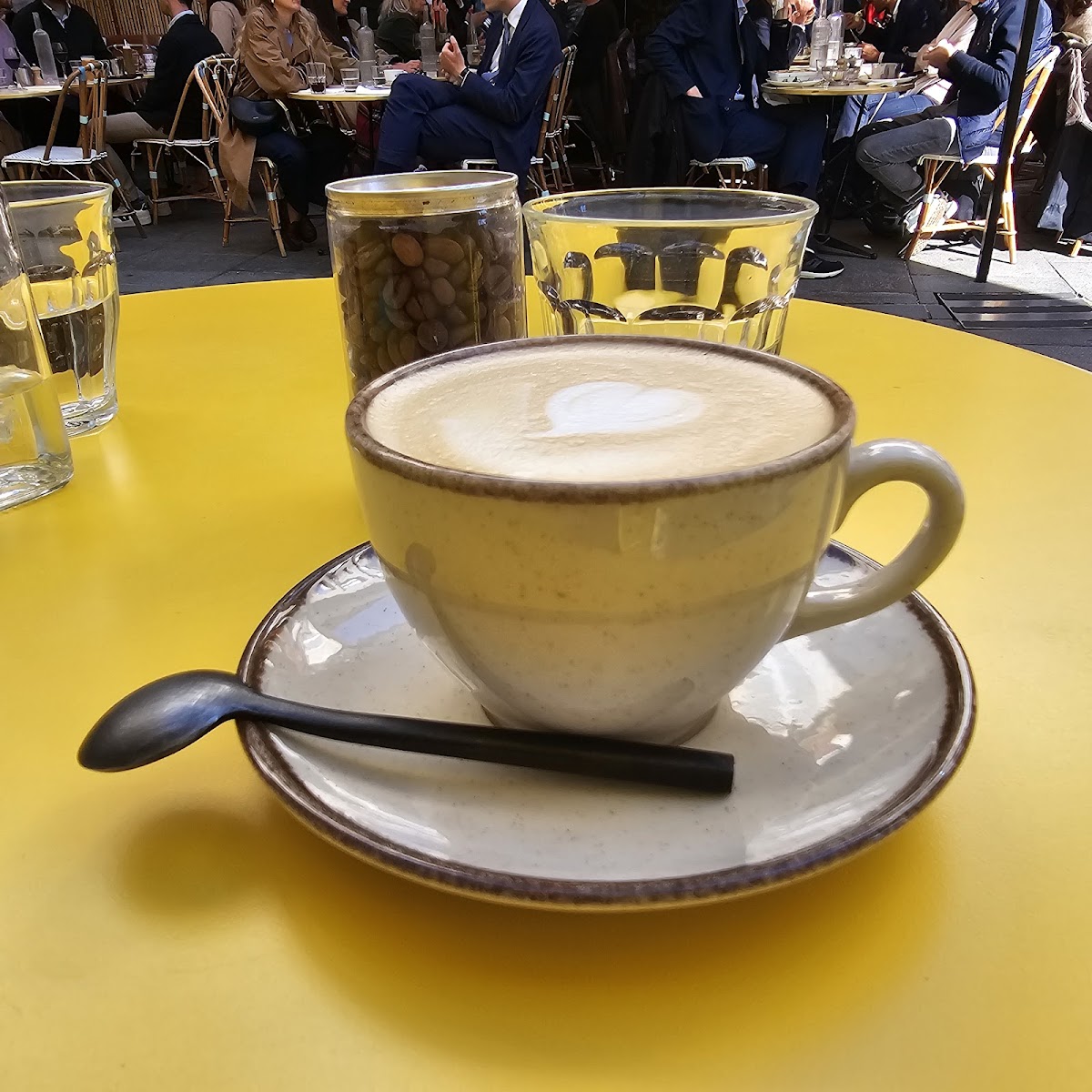 Café Inn Photo 3