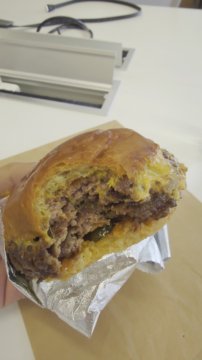 No Drama Burger - Premium Smash Burger Photo 2