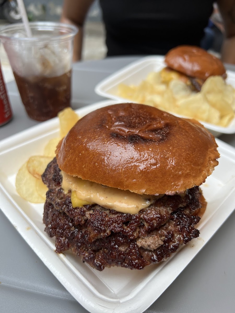 No Drama Burger - Premium Smash Burger Photo 6