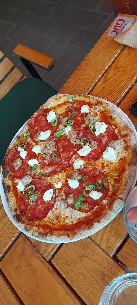 La Cuptor - Pizzeria Restaurant Photo 7