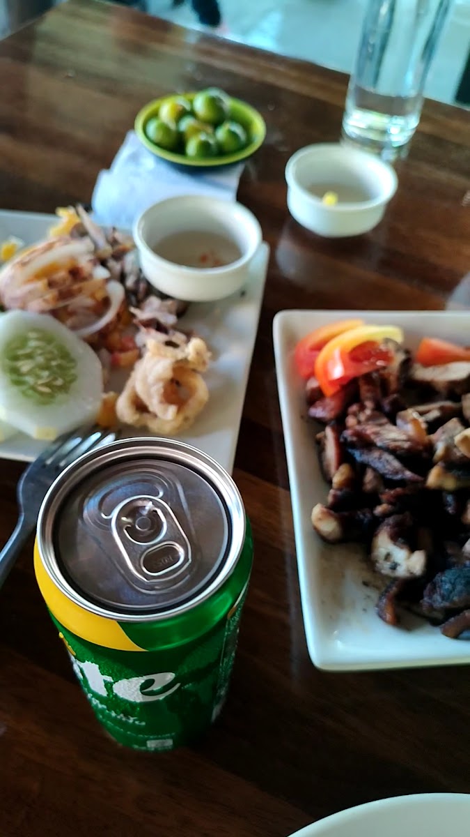 LU RiverFarm Seafood Restaurant Photo 2