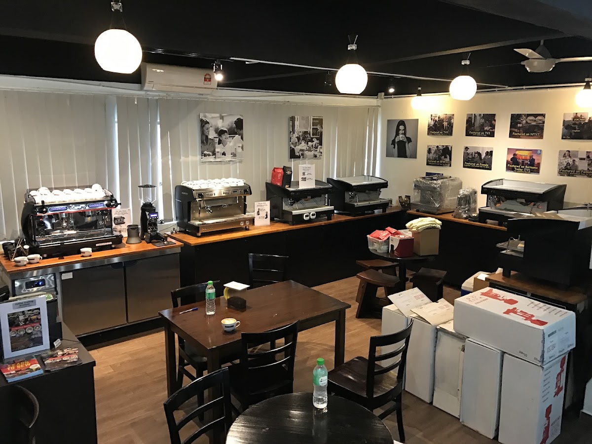 Malaysia Barista Coffee Machine Supplier Photo 3
