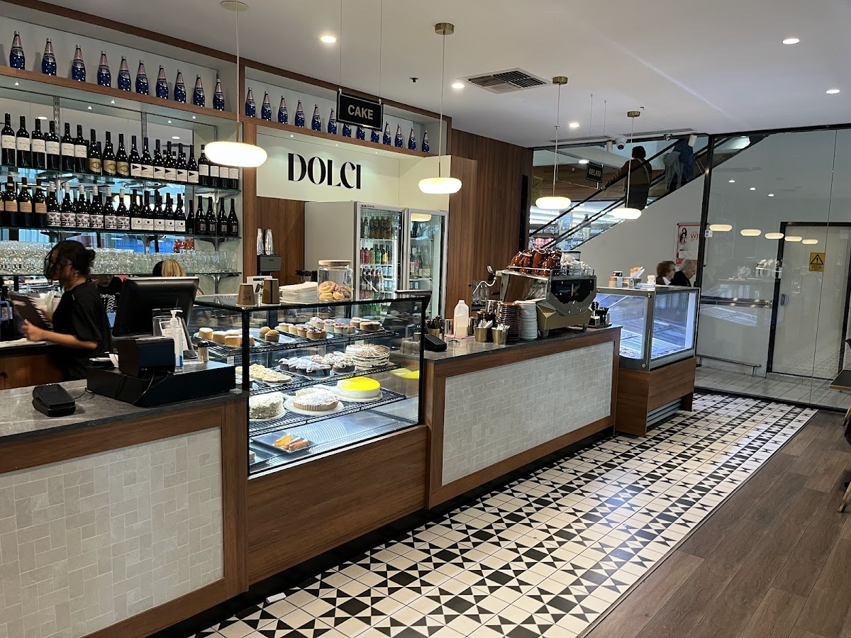 Dolci Cafe