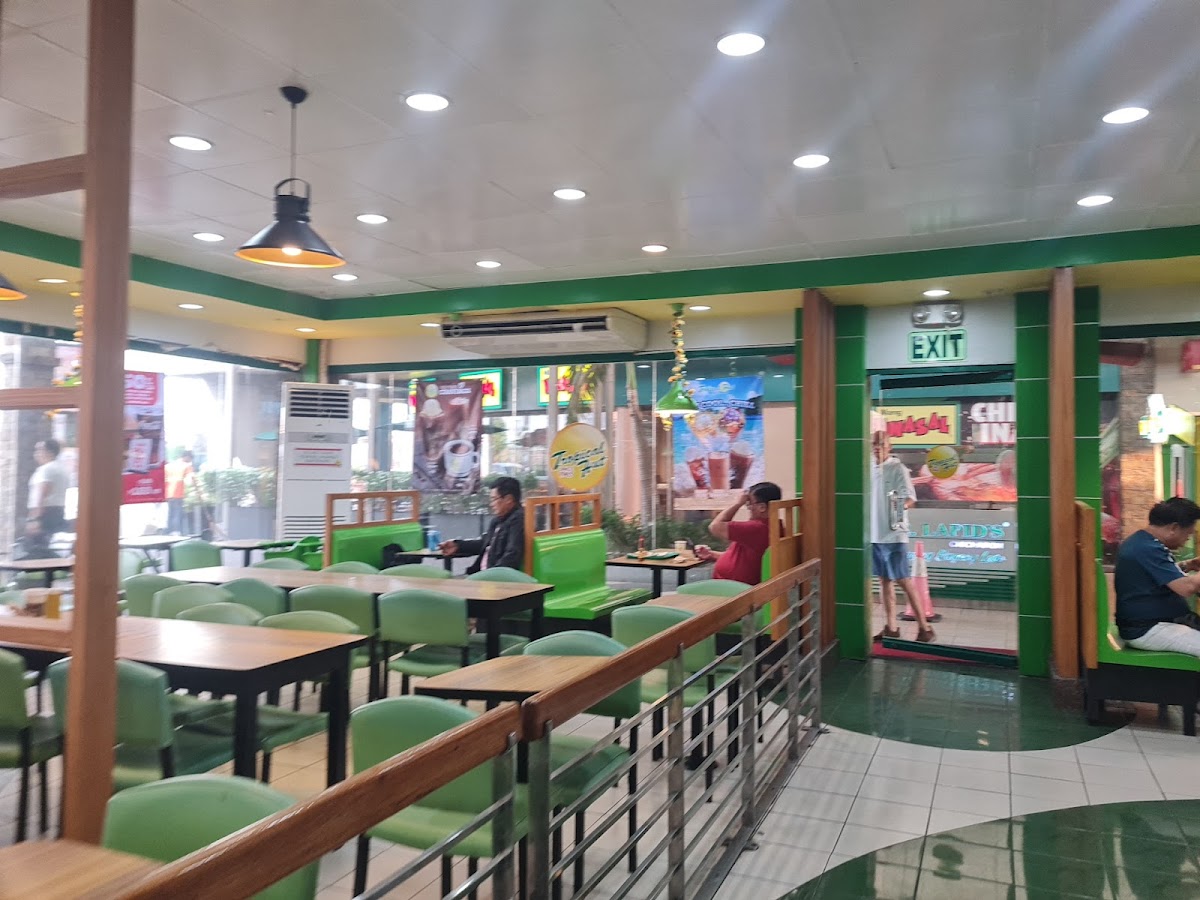 Tropical Hut Hamburger NLEX Photo 4