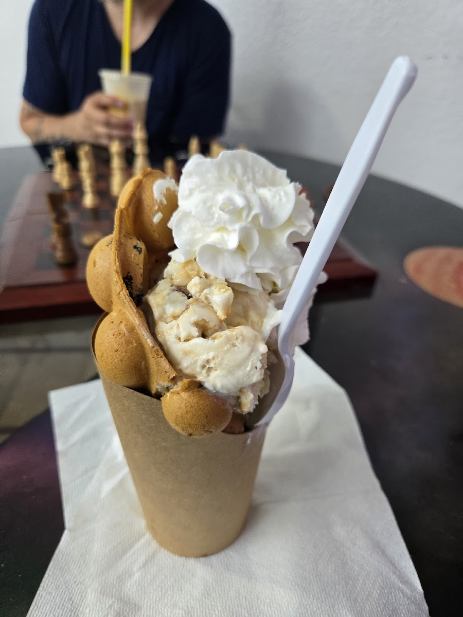Tastee Central Photo 7