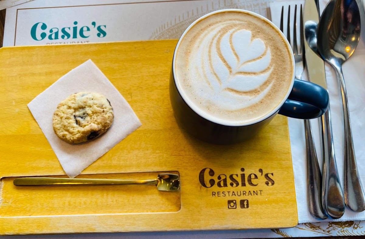 Casie's Restaurant Photo 3