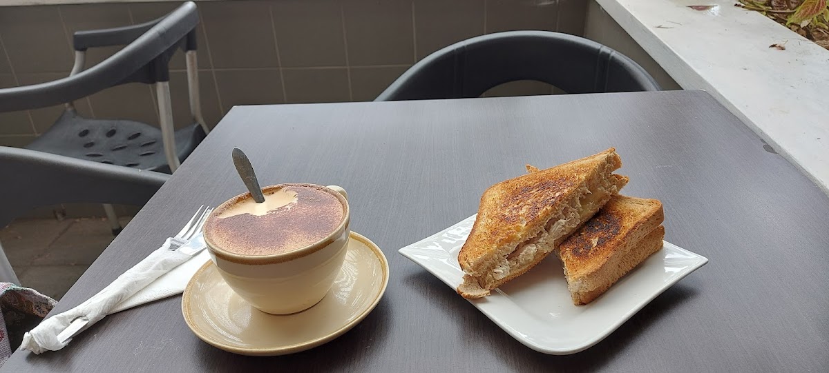 Le Cafe Noir Photo 6