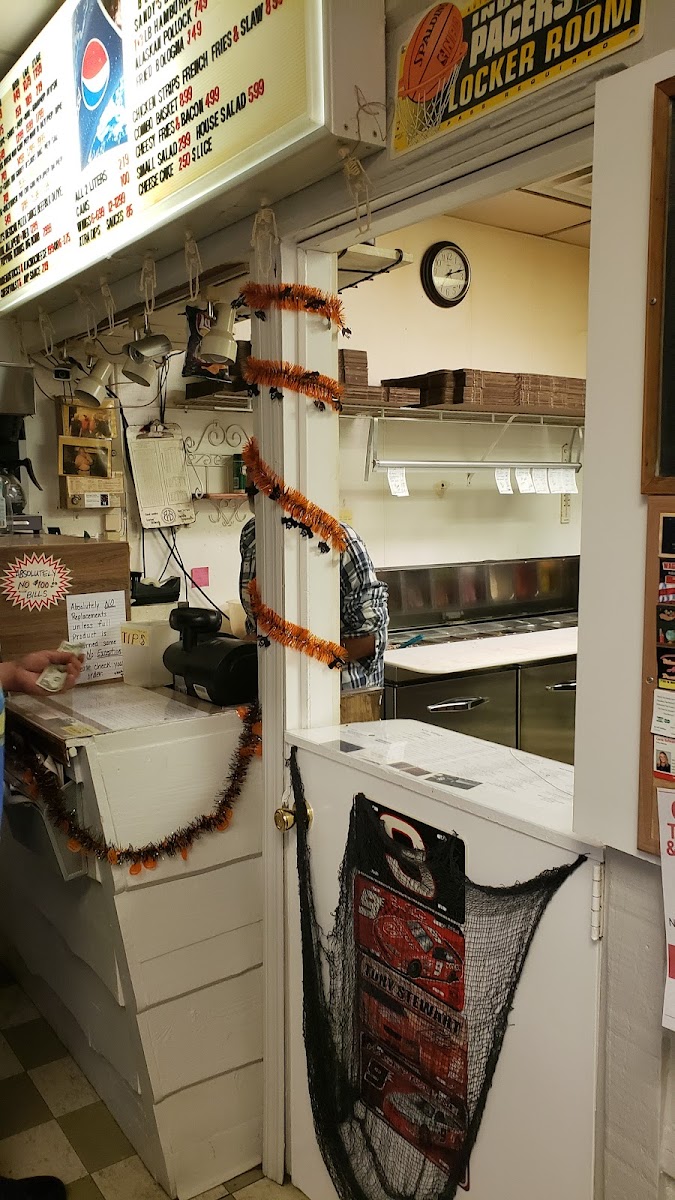 New Village Pizza Photo 3