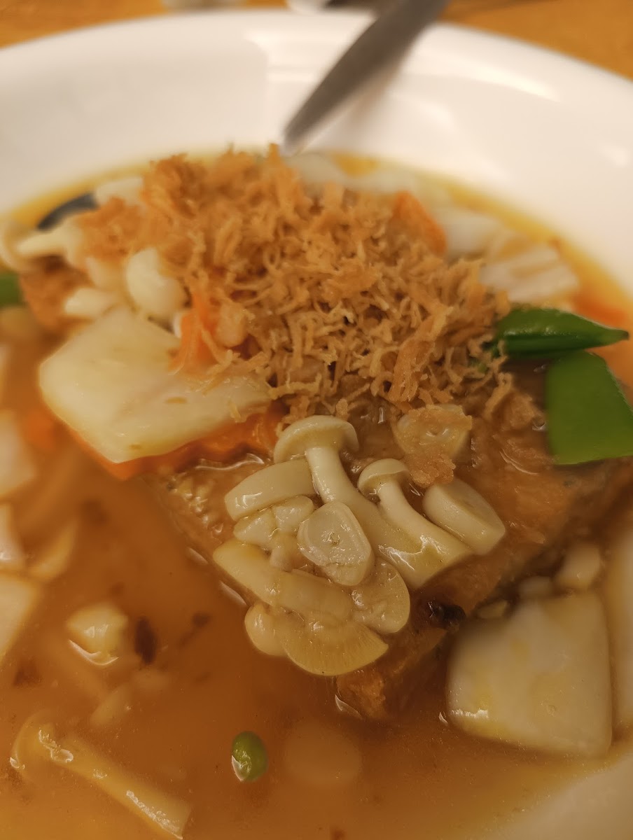Emperor City Restaurant Sdn Bhd Photo 10