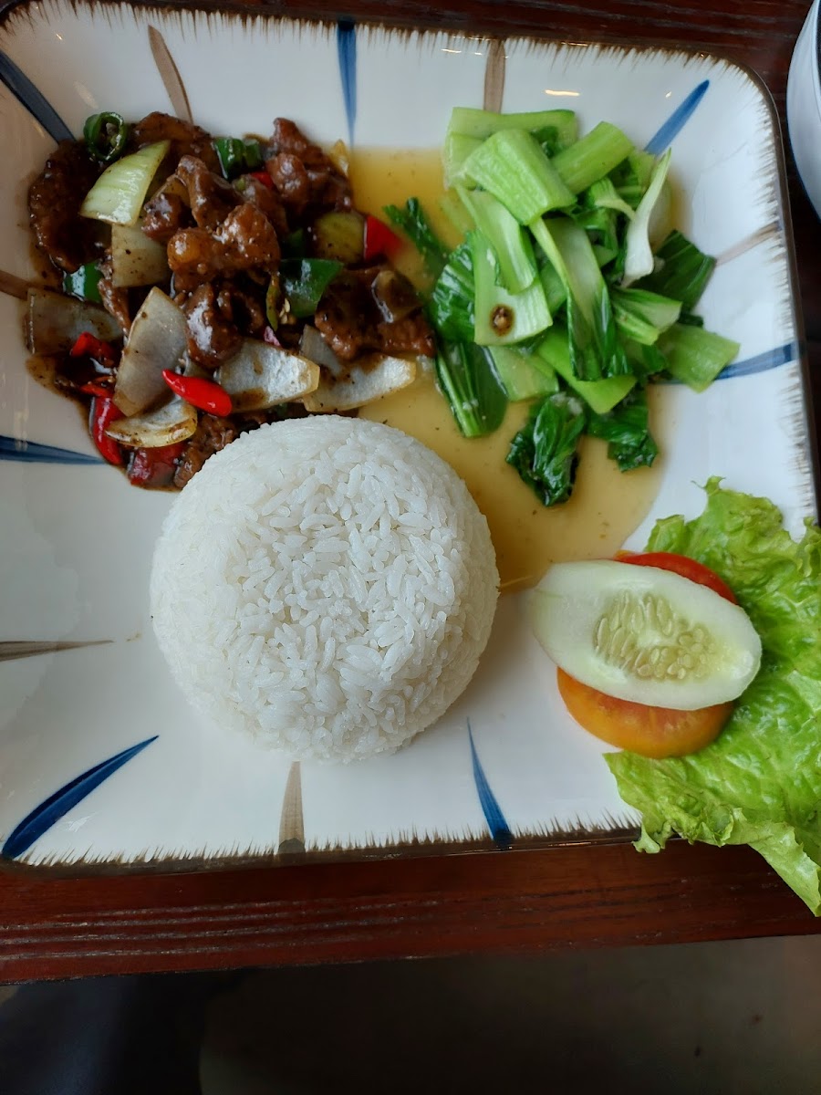 LUASA Cafe & Eatery @Sawangan Photo 7