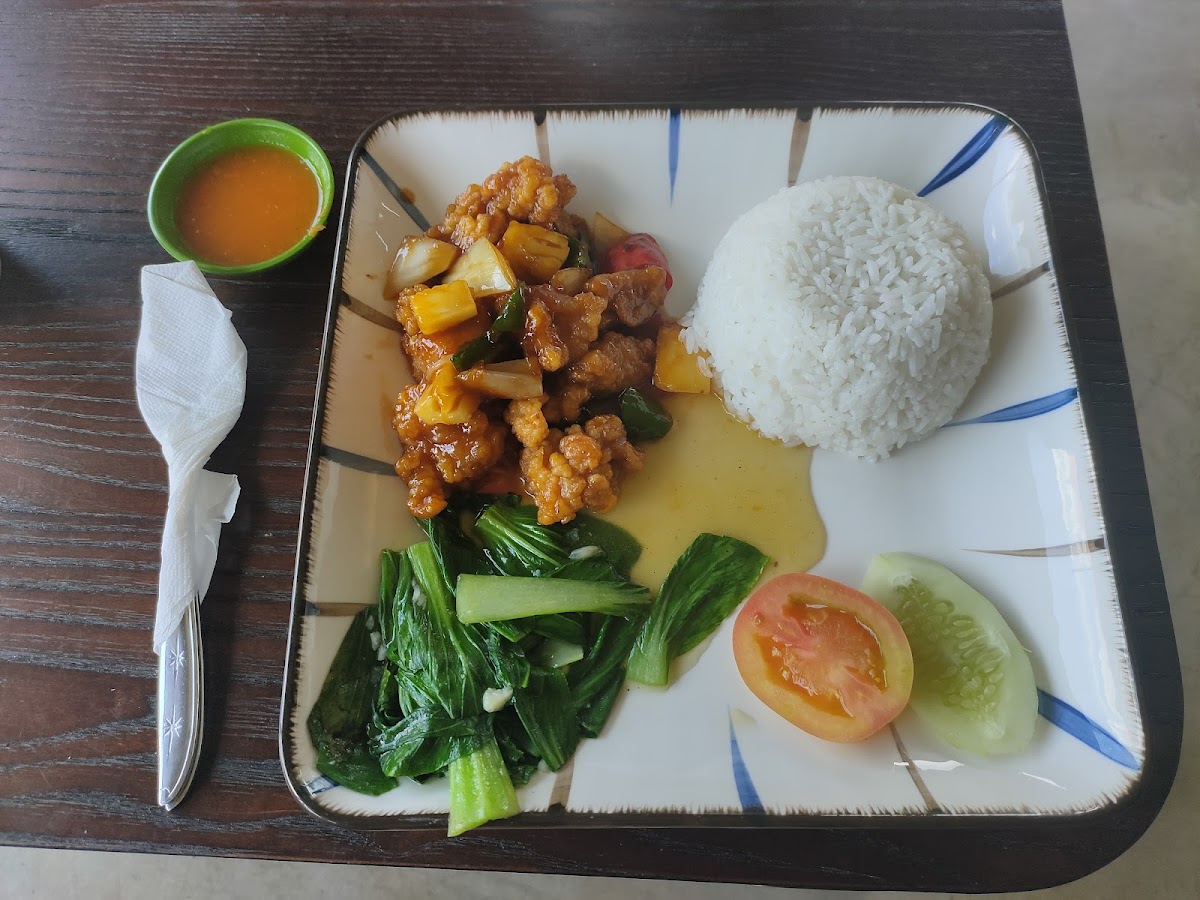 LUASA Cafe & Eatery @Sawangan Photo 8