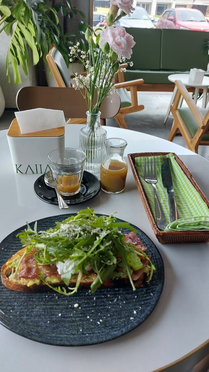 KAIIA Cafe Photo 5
