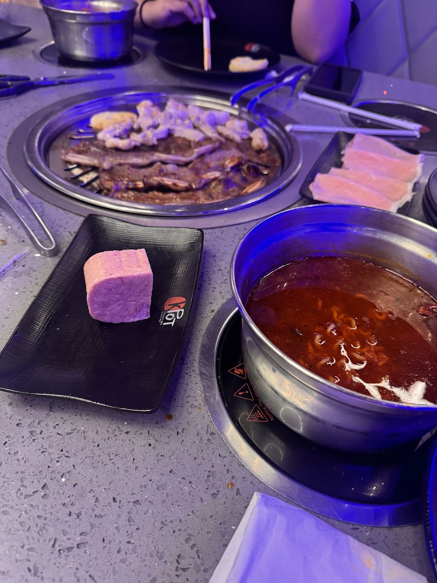 KPOT Korean BBQ & Hot Pot Photo 9