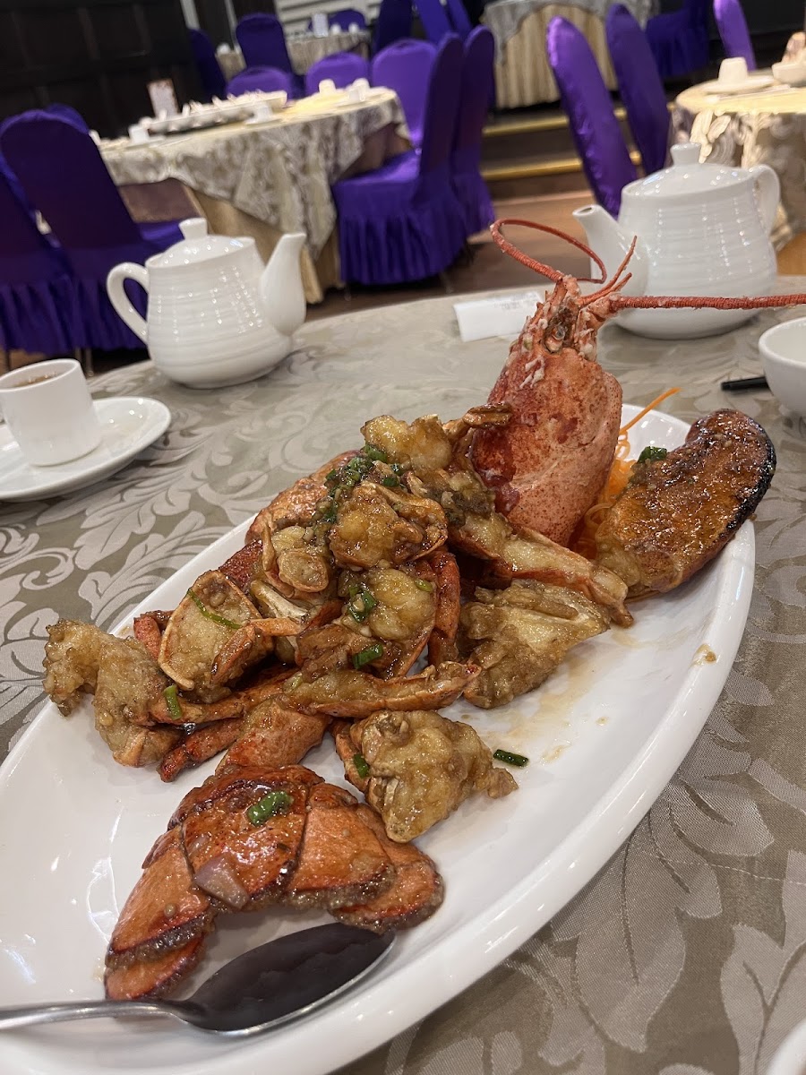 Lucky Seafood House Photo 8