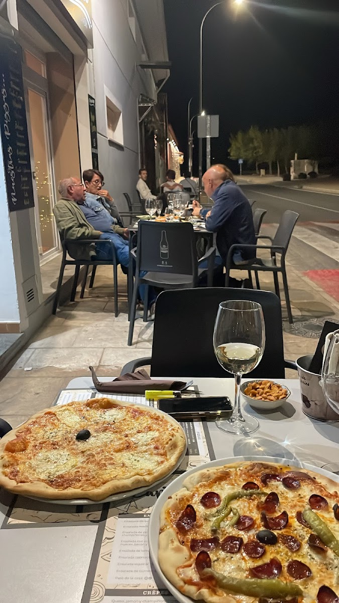 Pizzeria Capriccio Photo 4