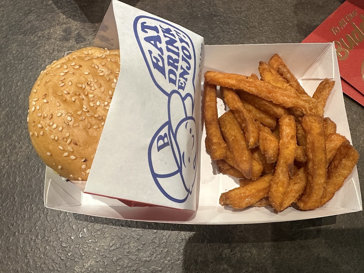 BUDDIBOIS BURGERS Photo 10