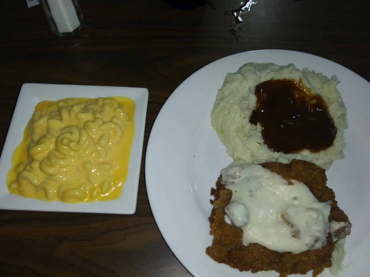 Nices Family Diner Photo 10