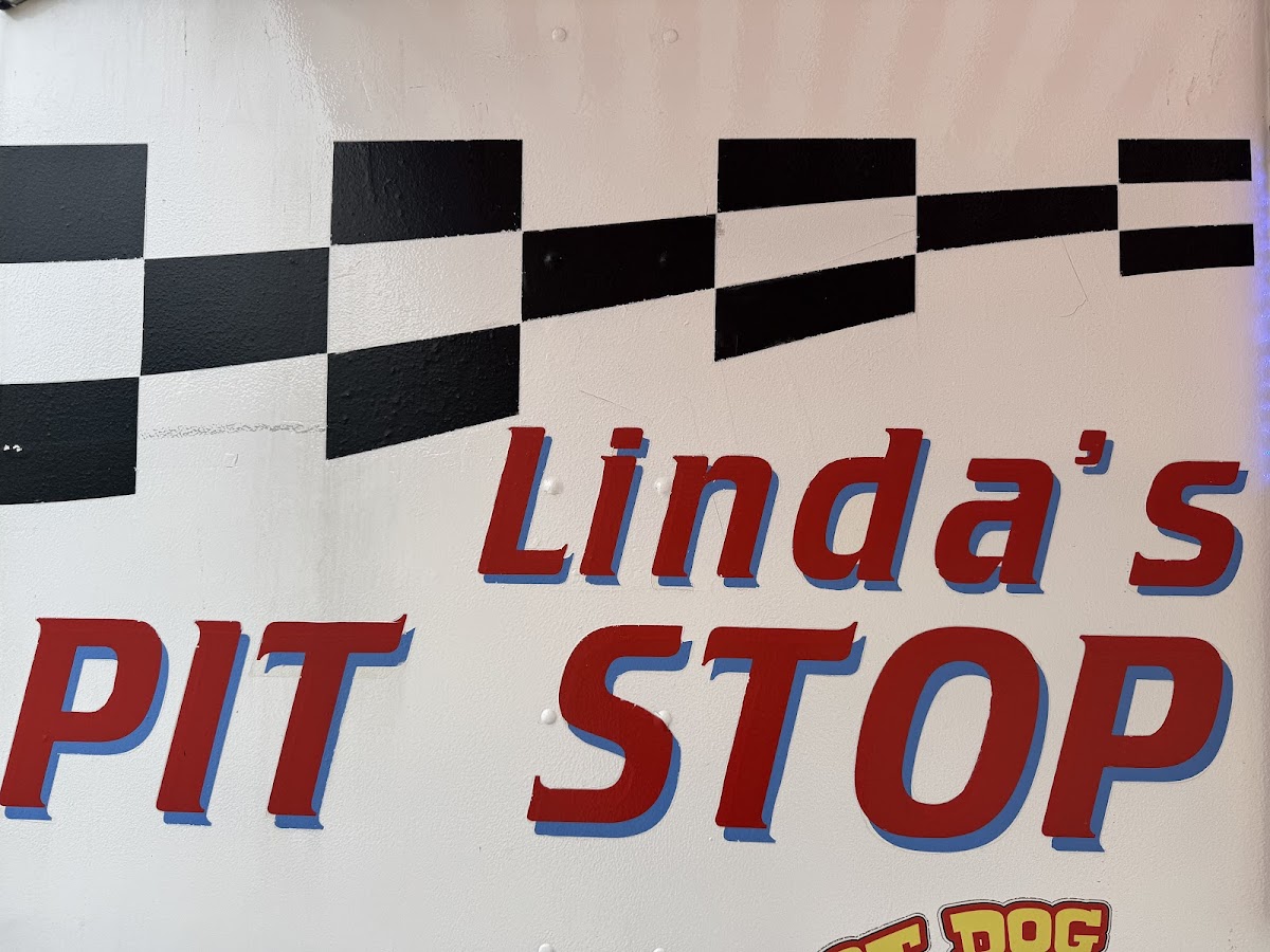 Linda's Pit Stop Photo 3