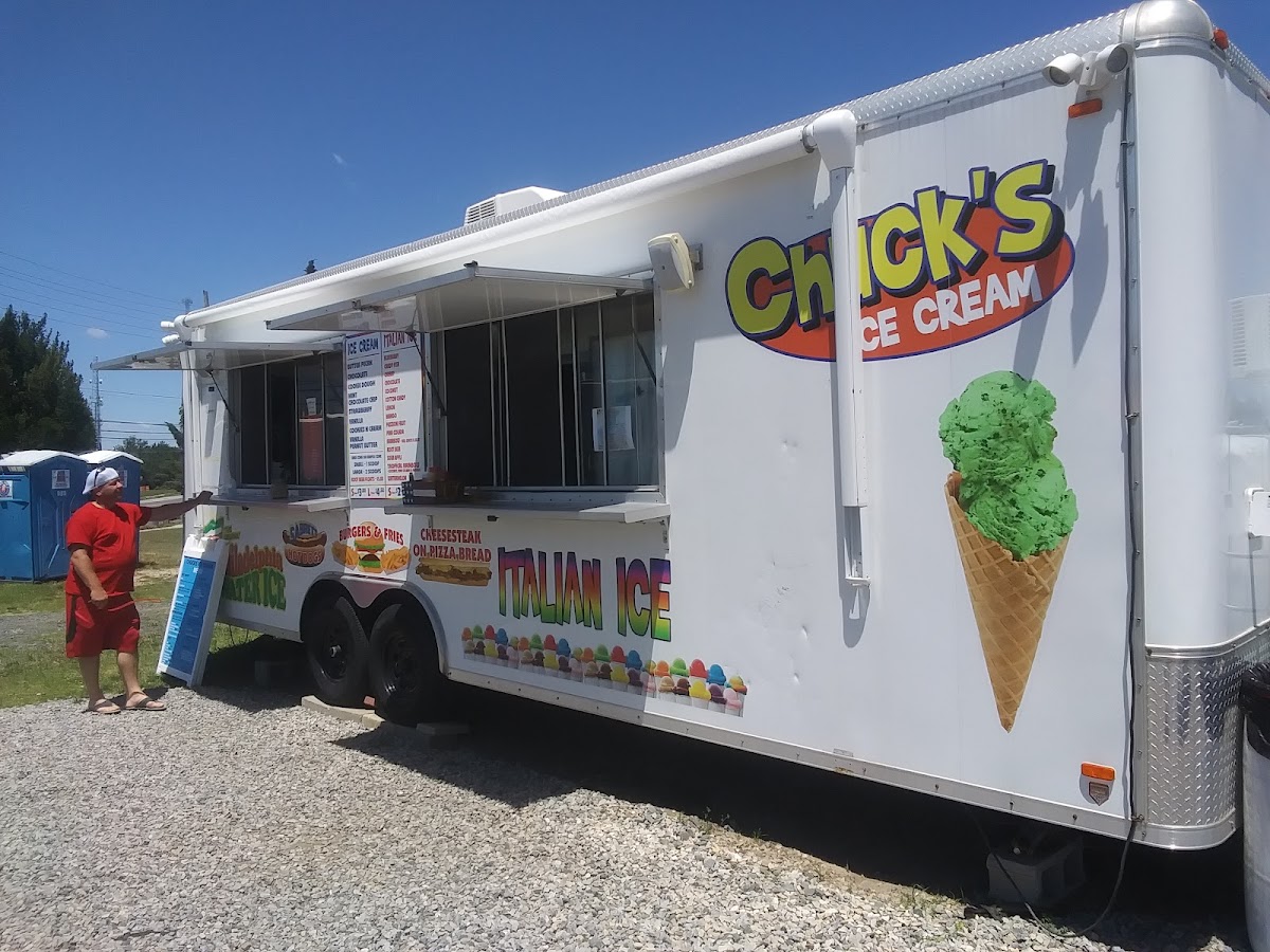 Chuck's Ice Cream Photo 2