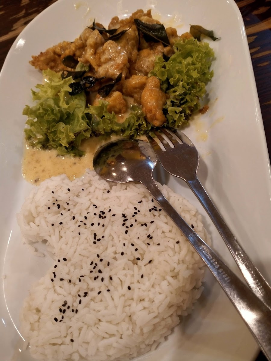 MR Cafe & Restaurant Photo 7