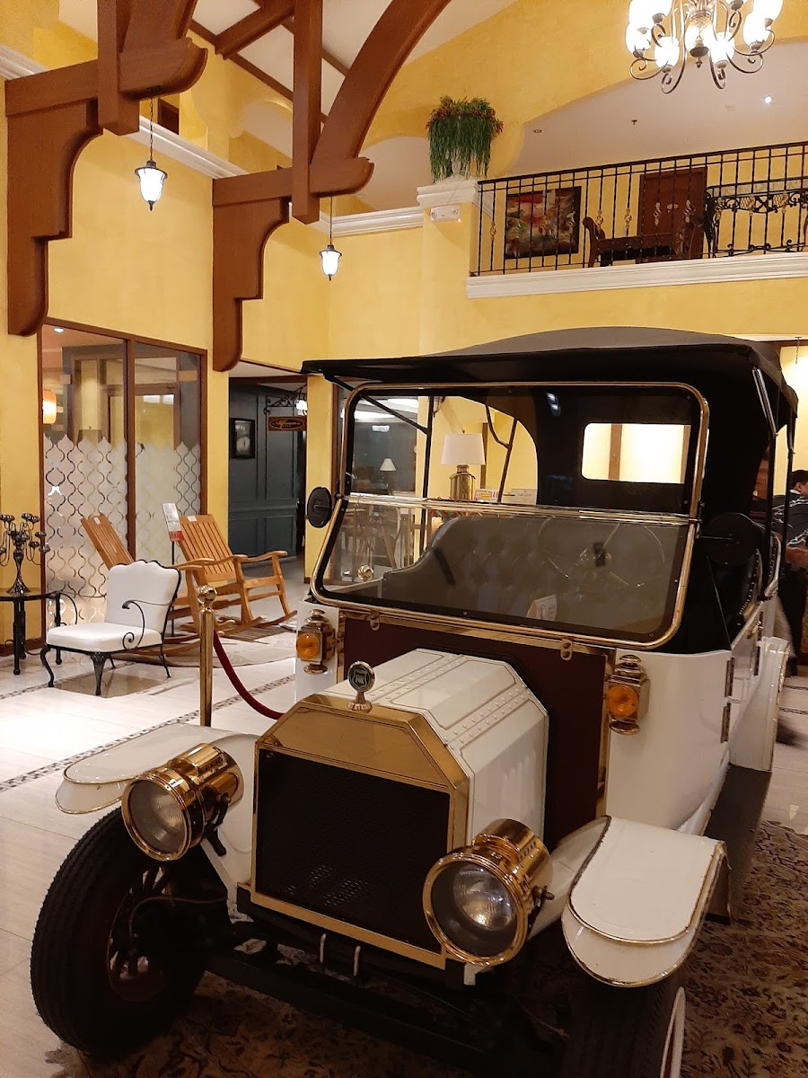 Alfonso's CAFE Photo 4